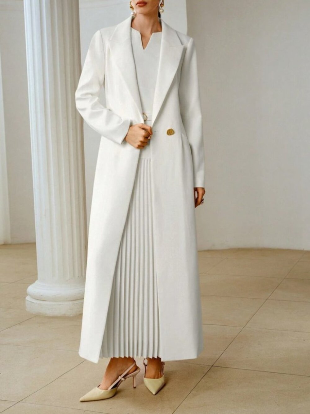 White Long Tailored Coat with Double Breasted Buttons - Picture 4 of 7